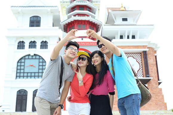 Capri Everitt, Công viên Asia Park, Asia Park Đà Nẵng