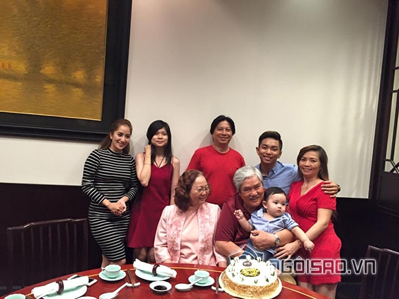 Khánh Thi, Khánh Thi - Phan Hiển, Khánh Thi đi dự sinh nhật mẹ chồng