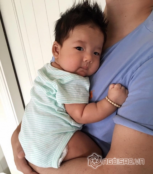 Ngọc Quyên, chồng ngọc quyên bế con, con Ngọc Quyên