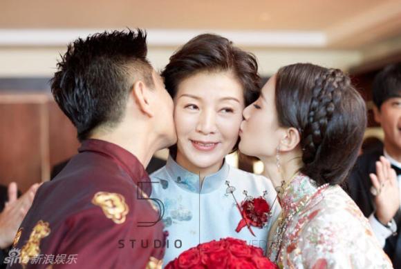 sao hoa ngữ, mẹ của sao hoa ngữ, nhan sắc mẹ sao hoa ngữ