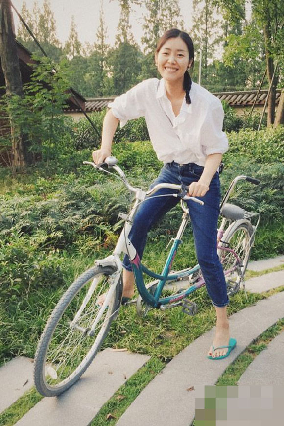 Liu Wen,siêu mẫu Liu Wen,street style của Liu Wen 