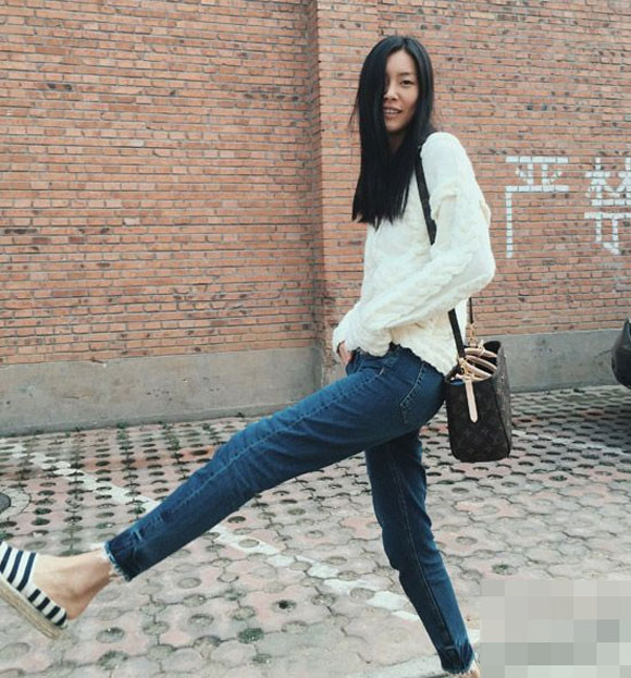 Liu Wen,siêu mẫu Liu Wen,street style của Liu Wen 