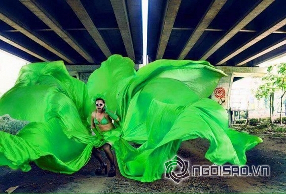 Quý ông bung lụa, Quý ông bung lụa Thái Lan, thời trang độc đáo, tiên cá đàn ông 
