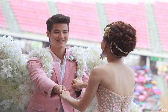 Sao Thái Lan, sao Thái lộng lẫy trong lễ 46 năm kỷ niệm truyền hình, sao thái trong lễ diễu hành, Channel 3 Thái Lan