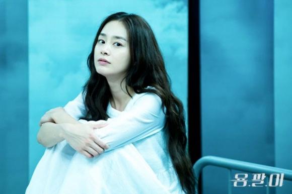 Kim Tae Hee không sánh được Song Hye Kyo,Kim Tae Hee bị chê bai diễn xuất,Kim Tae Hee là sao đỉnh cao