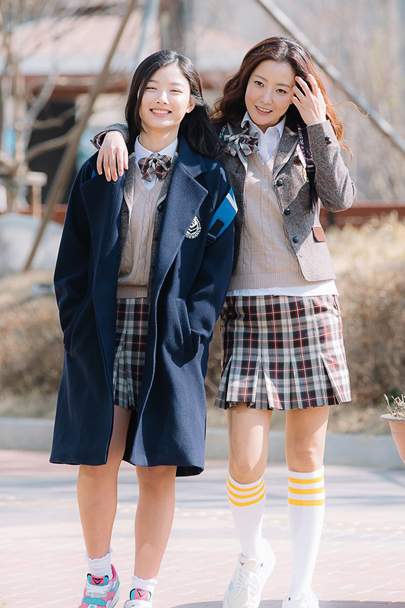 Kim Hee Sun, con gái của Kim Hee Sun bị bạo lực, Khi mẹ ra tay