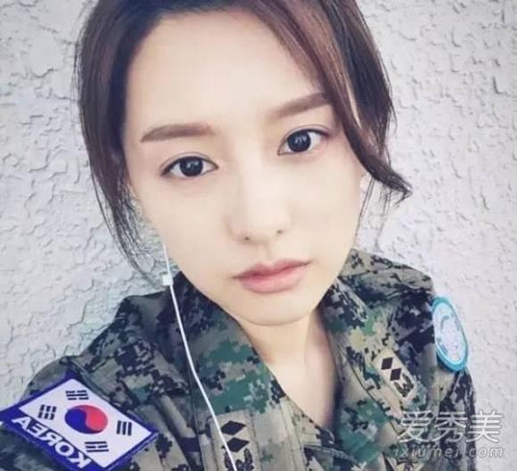 tóc của diễn viên nữ hậu duệ mặt trời, kiểu tóc đẹp miễn chê của trung úy Kim Ji Won,trung úy Kim Ji Won biến đổi kiểu tóc,nàng trung úy Kim Ji Won