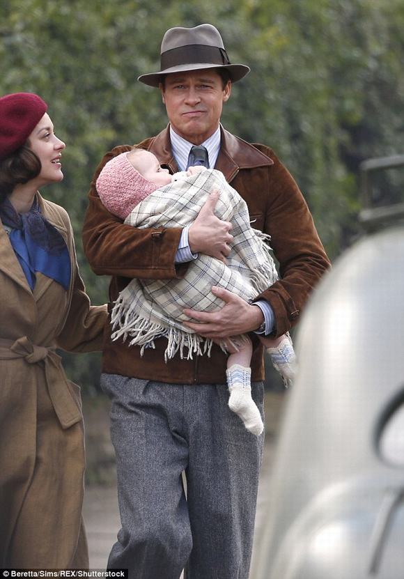 Brad Pitt, Brad Pitt cạo râu, phim mới của Brad Pitt