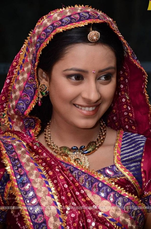 nữ diễn viên đóng Anandi,Pratyusha Banerjee,nữ diễn viên cô dâu 8 tuổi tự tử