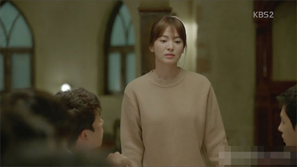 Song Hye Kyo,hàng hiệu của Song Hye Kyo,Song Hye Kyo trong Hậu Duệ Mặt Trời