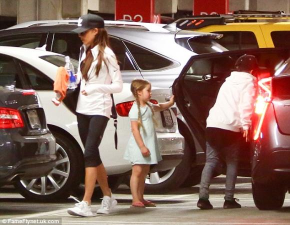  Harper Beckham, thời trang  Harper Beckham, con gái David Beckham
