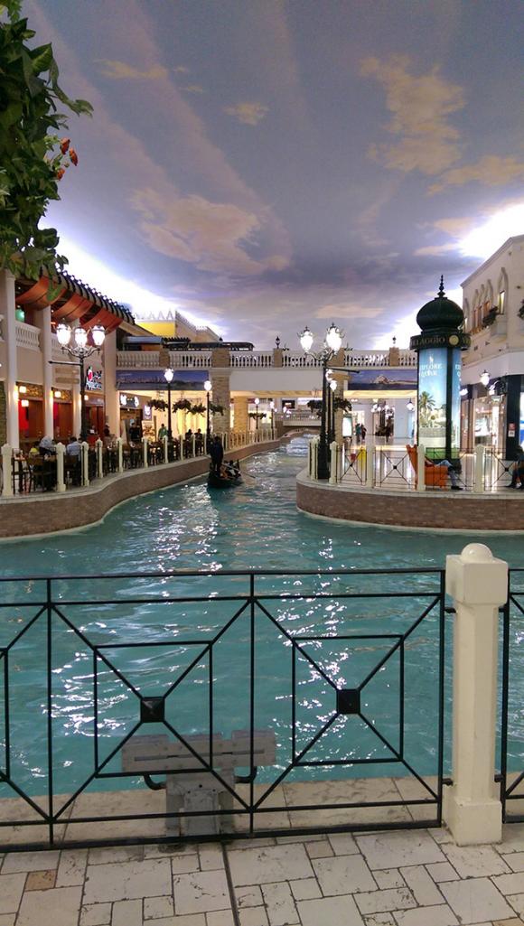 Vilaggio Shopping, trung tâm mua sắm có trần nhà như bầu trời, trung tâm mua sắm độc nhất