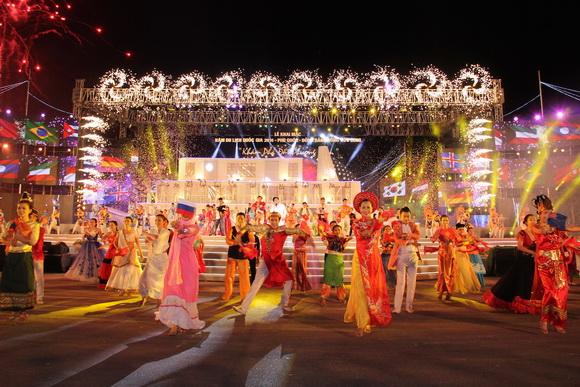 Dương Quốc Hưng, Ca sĩ Dương Quốc Hưng, Sao Việt, Năm du lịch quốc gia 2016