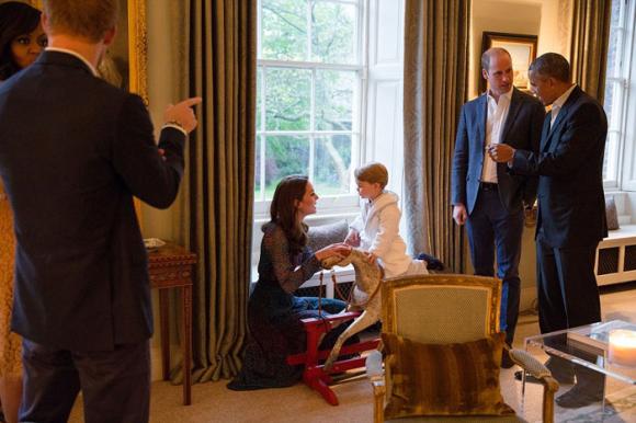 Hoàng tử nhí nước Anh,Hoàng tử George,Hoàng tử George đón Tổng thống Mỹ