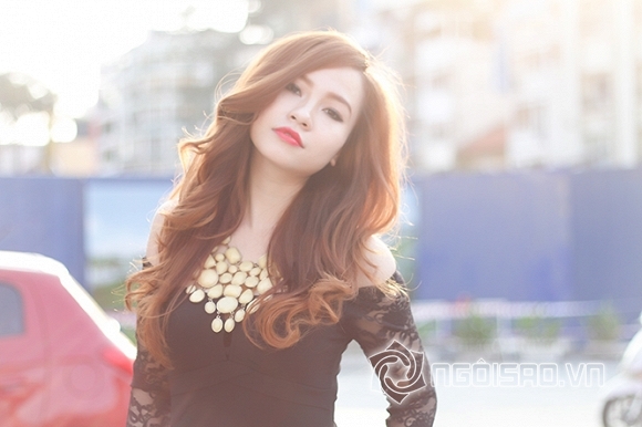 Ca sĩ trẻ Đà thành Lina Nguyễn ra mắt album “Thoáng yêu xưa” 1 Ca sĩ Lina Nguyễn, nữ ca sĩ Lina Nguyễn, Lina Nguyễn ra mắt album mới, nhạc Việt, ca sĩ Việt, Lina Nguyễn