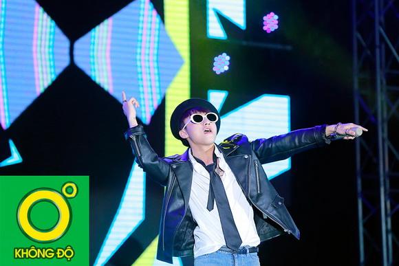 Ca sĩ sơn tùng,sơn tùng m-tp,sơn tùng m-tp quẩy tưng bừng