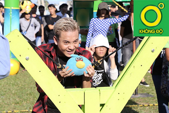 Ca sĩ sơn tùng,sơn tùng m-tp,sơn tùng m-tp quẩy tưng bừng