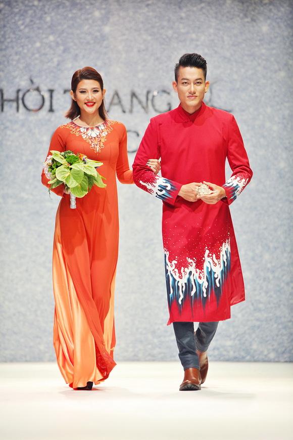 NTK Minh Châu, BST Sóng biển của NTK Minh Châu, Thanh Hằng, Sao việt