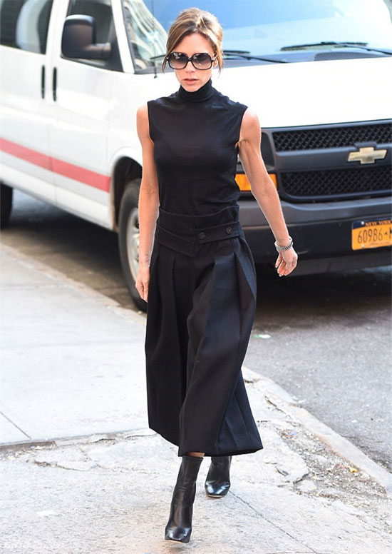 Victoria Beckham, thời trang Victoria Beckham, Vic, vợ Beckham, nhà thiết kế Victoria Beckham, sao ngoại 