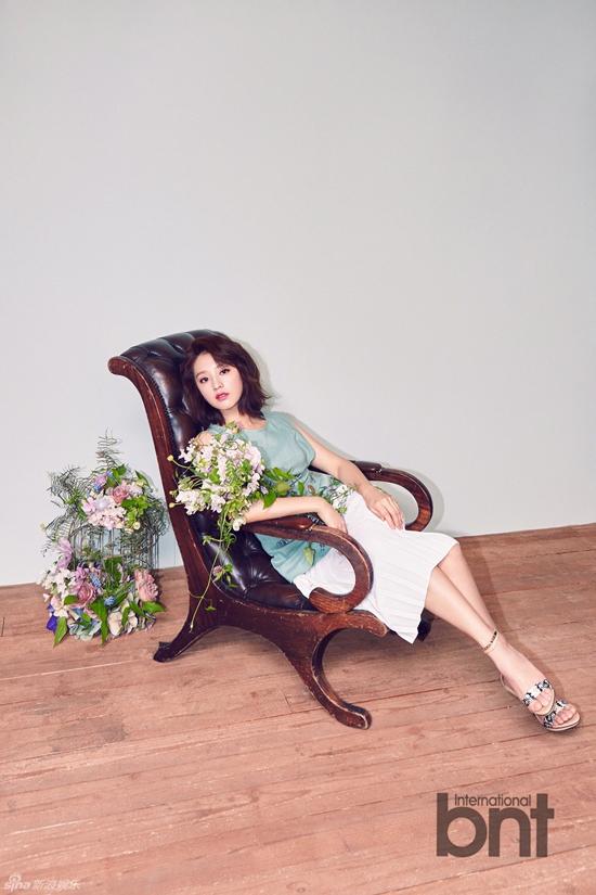 Nữ phụ 'Hậu duệ mặt trời', Kim Ji Won, Nữ phụ 'Hậu duệ mặt trời' Kim Ji Won, sao hàn, sao phim hậu duệ mặt trời