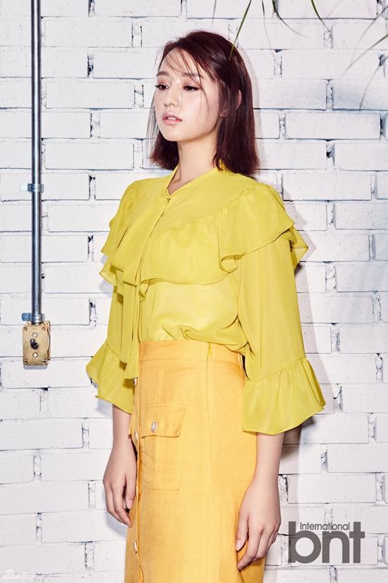 Nữ phụ 'Hậu duệ mặt trời', Kim Ji Won, Nữ phụ 'Hậu duệ mặt trời' Kim Ji Won, sao hàn, sao phim hậu duệ mặt trời