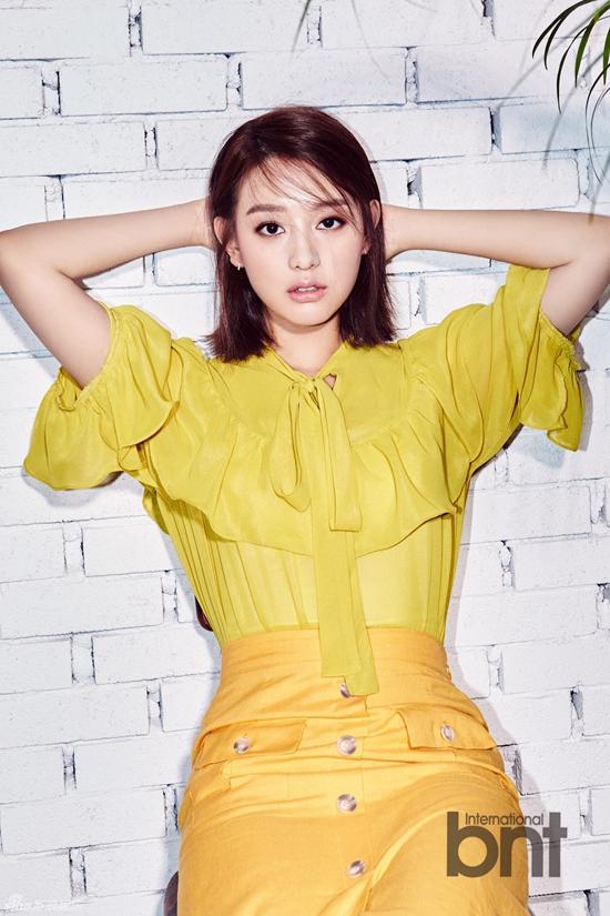 Nữ phụ 'Hậu duệ mặt trời', Kim Ji Won, Nữ phụ 'Hậu duệ mặt trời' Kim Ji Won, sao hàn, sao phim hậu duệ mặt trời