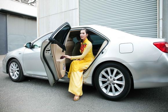 Mc thanh mai,thanh mai diện áo dài,thanh mai duyên dáng
