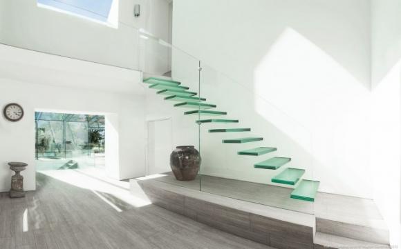 nhà đẹp, mẫu nhà đẹp, thiết kế cầu thang đẹp, cầu thang lên tầng 2