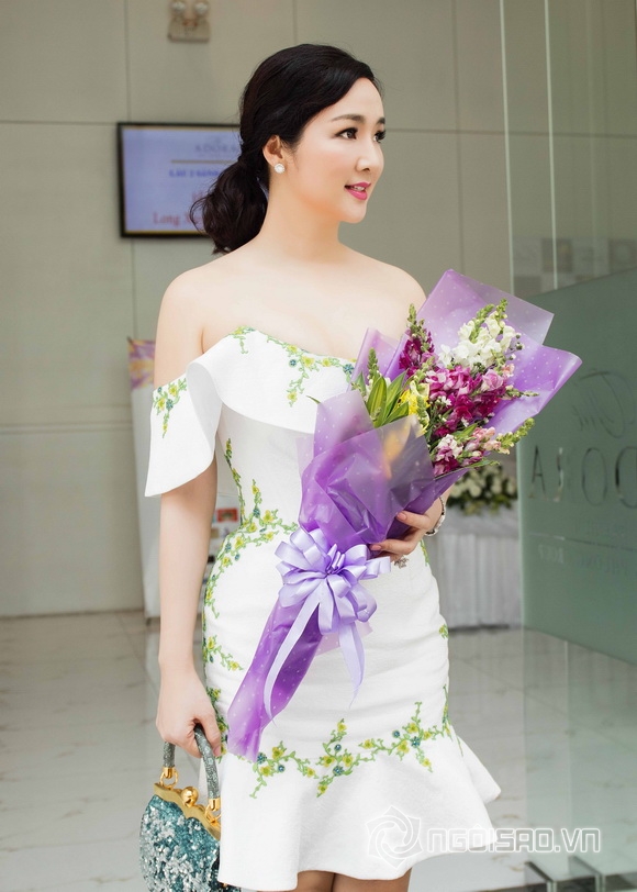 Hoa hậu giáng my,hoa hậu đền hùng,giáng my 43 tuổi, sao Việt