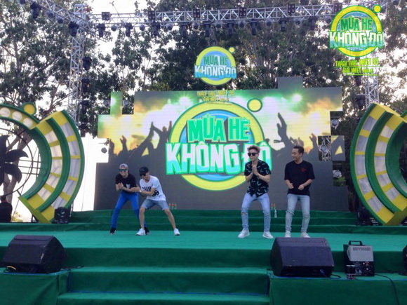 nha-trang-2resize-ngoisao 1 Trà xanh không độ, Tân Hiệp Phát, giải nhiệt mùa hè