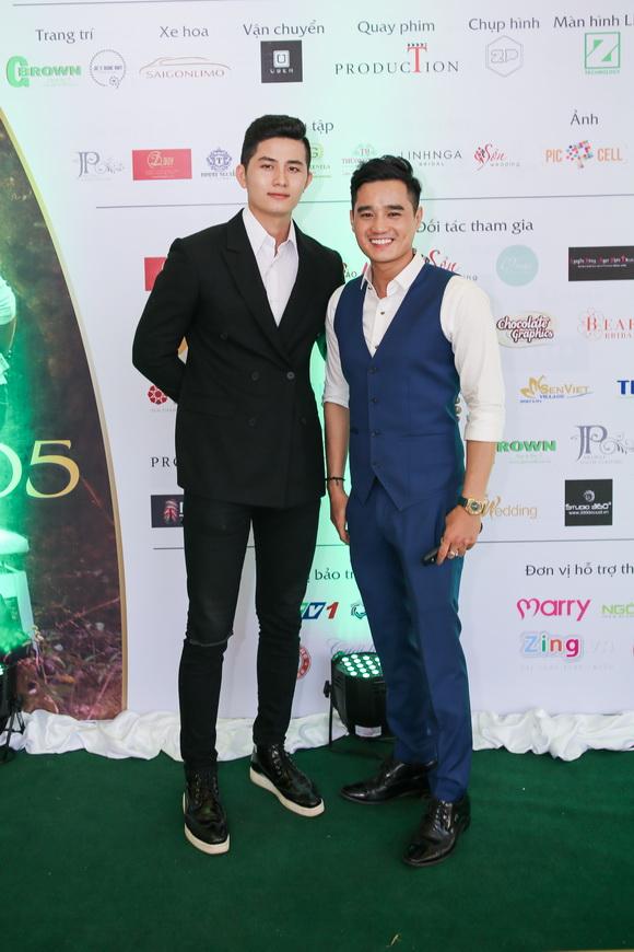 Ray Võ, Ca sĩ Ray Võ, Sao việt, Triển lãm cưới Rustic Melody