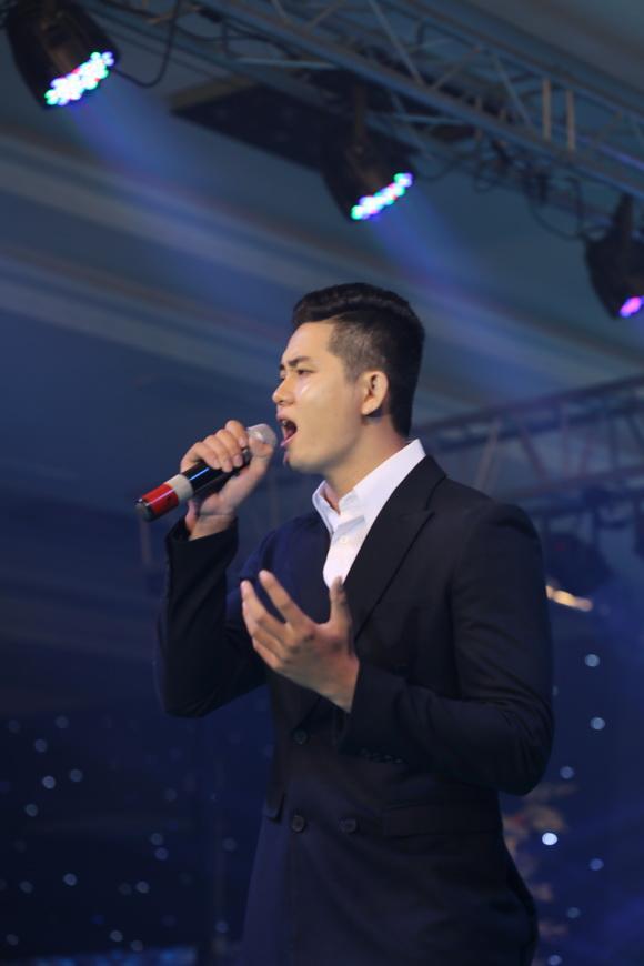 Ray Võ, Ca sĩ Ray Võ, Sao việt, Triển lãm cưới Rustic Melody