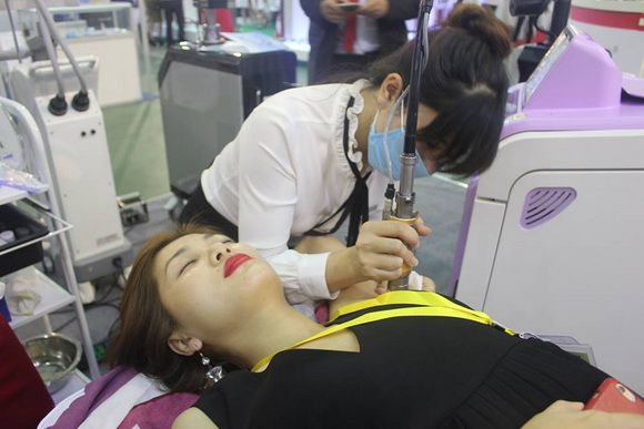 H&A Group, Triển lãm Quốc tế Chuyên ngành Y dược 2016, Thiết bị thẩm mỹ
