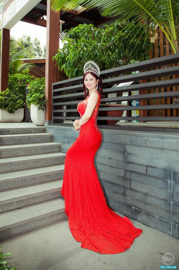 vivian-van-185-3-ngoisao 3 Vivian Văn, Hoa hậu Vivian Văn, Sắc đẹp toàn cầu Califonia