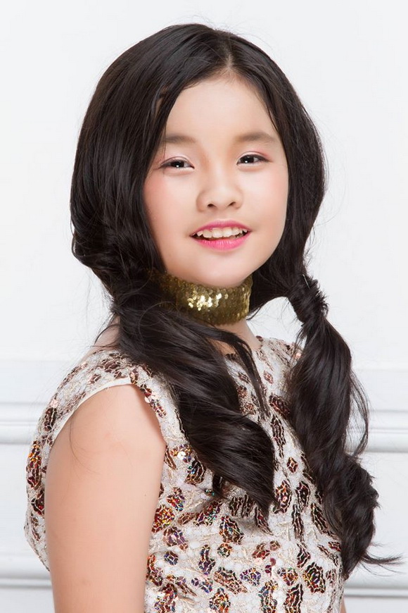phan-hien-va-em-gai-205-1-ngoisao 11 Phan Thanh Hiển, Top 6 Siêu nhí tranh tài, Thanh Hiển và em gái