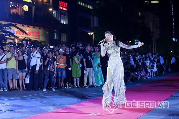 sao Việt, Thu Minh, nữ hoàng nhạc dance, Thu Minh thướt tha áo dài, hát mừng sinh nhật Bác