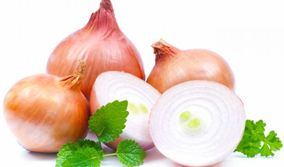 thanh lọc cơ thể, hành tây, tất, sống lâu hơn, nhét hành tây trong tất
