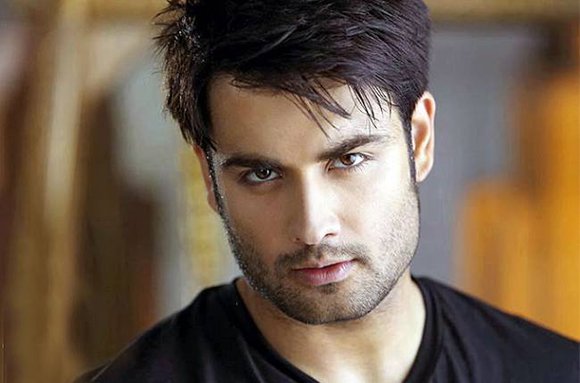 sao Ấn, Vivian Dsena, soái ca của Ấn Độ, phim Ấn Độ, Tên em hoa mẫu đơn, hãng sản xuất Cô dâu 8 tuổi