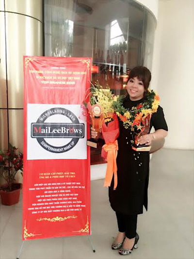 mai-kim-phung-235-2-ngoisao 4 Xăm Phun MaiLeeBrows, Xăm Phun lông mày, Xăm lông mày phong thủy