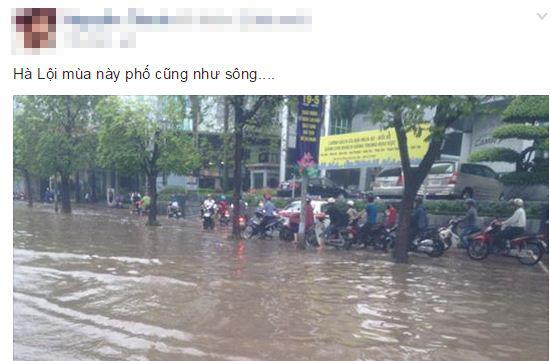 ngập sâu ở Hà Nội, ngập lụt, giới trẻ, ảnh giới trẻ, mưa lớn ở Hà Nội, giới trẻ chia sẻ ảnh ngập lụt