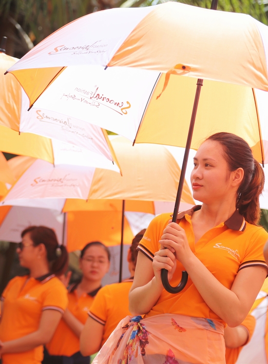 sensorial-255-12-ngoisao 5 Sensorial Fashion, Công ty cổ phần Đầu tư quốc tế Nam Phương, Thời trang cao cấp, Thời trang công sở