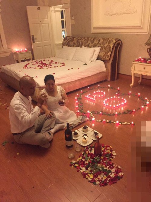 kỷ niệm ngày cưới, cách kỷ niệm ngày cưới, ngày cưới, cặp đôi U50 kỷ niệm ngày cưới, đám cưới, đời sống trẻ