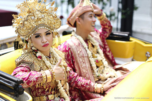 giới trẻ Indonesia,tài tử điển trai nhất Indonesia,đám cưới toàn vàng,đám cưới ở Indonesia