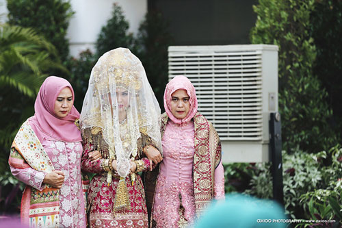 giới trẻ Indonesia,tài tử điển trai nhất Indonesia,đám cưới toàn vàng,đám cưới ở Indonesia