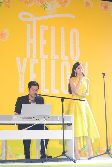 Đông Nhi, Ông Cao Thắng, Cuộc tìm kiếm nhóm nhạc nữ tài năng Hello Yellow