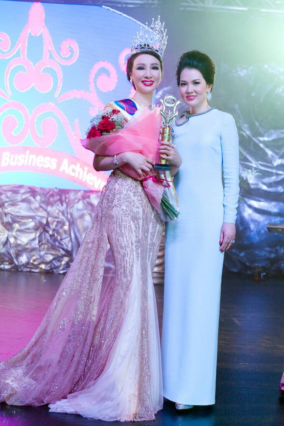 vu-thuy-nga-16-11-ngoisao 3 Hoa hậu Doanh nhân thành đạt người Việt thế giới, Vũ Thúy Nga, Doanh nhân Vũ Thúy Nga, Sao Việt