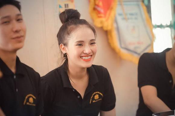 trao-qua-tu-thien-26-8-ngoisao 4 Mỹ phẩm cao cấp Magic Skin, Đào Minh Châu, Phép Tiên đời thường