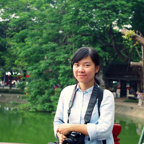 MC Tạ Bích Loan, Con gái MC Tạ Bích Loan, Khuất Ly Na