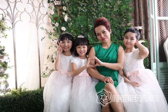 Ca sĩ thái thùy linh,thái thùy linh rạng rỡ,gia đình thái thùy linh