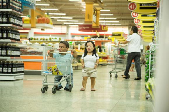đời sống trẻ,cặp đôi nhỏ nhất thế giới,chuyện tình cặp đôi nhỏ nhất thế giới